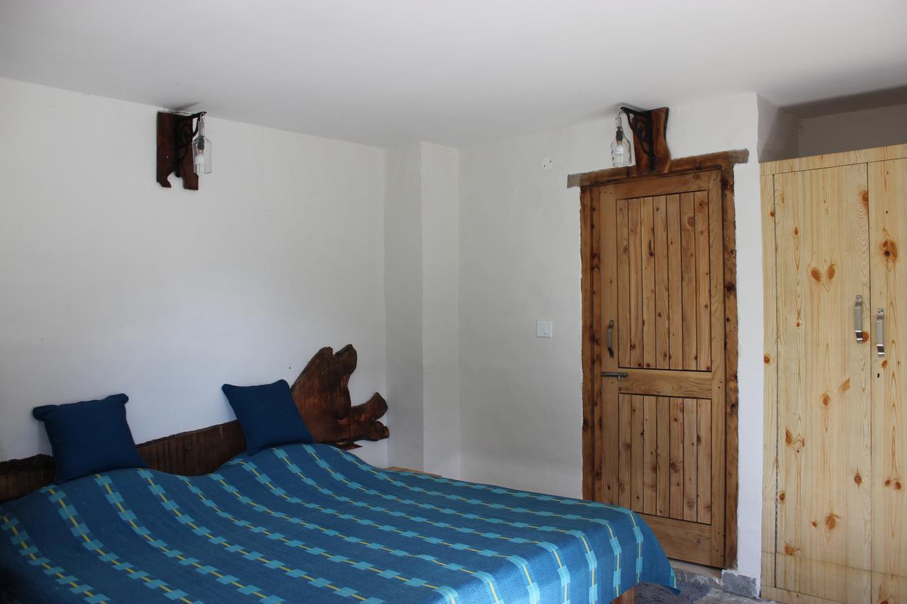 Tirthan Anglers' Retreat Banjar Экстерьер фото